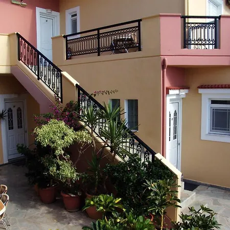 Lejlighed Harbour Studios And Palaiochora